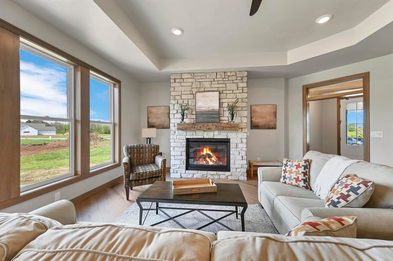 1629 N Honeysuckle Cir, De Pere, WI 54115