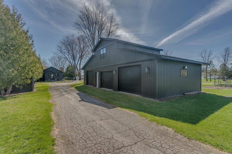 7278 S Us Highway 45, Oshkosh, WI 54902
