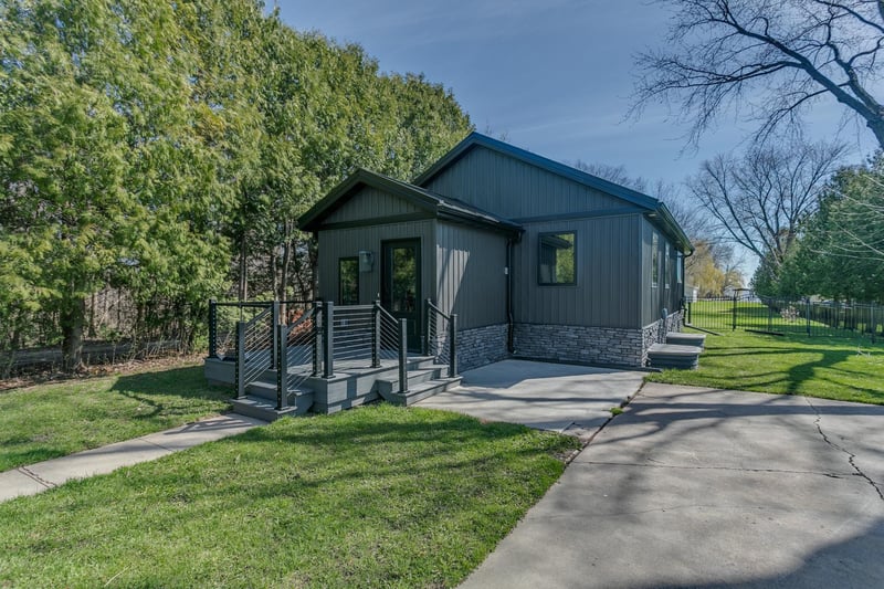 7278 S Us Highway 45, Oshkosh, WI 54902