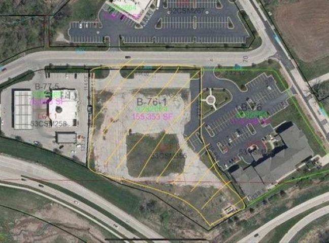 2588 Manitowoc Rd, Green Bay, WI 54311
