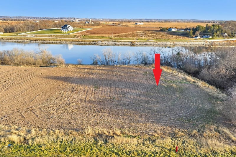 4351 Lost Dauphin Rd #6, De Pere, WI 54115