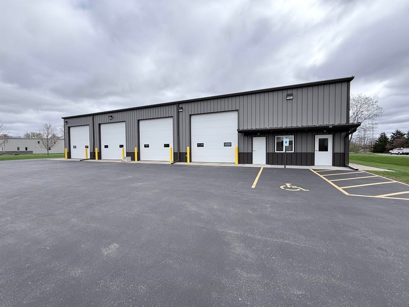 3160 W Fernau Ct, Oshkosh, WI 54901