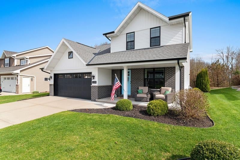 1108 Heyerdahl Hts, Hobart, WI 54155