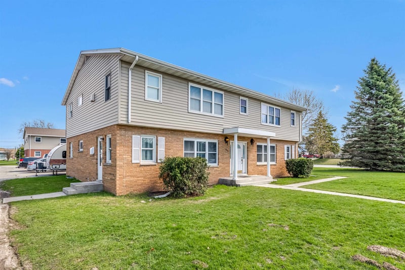 1800 Jackson St, New Holstein, WI 53061