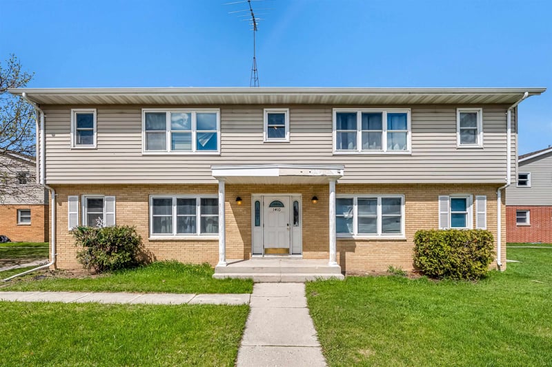 1410 Hickory Ln, New Holstein, WI 53061