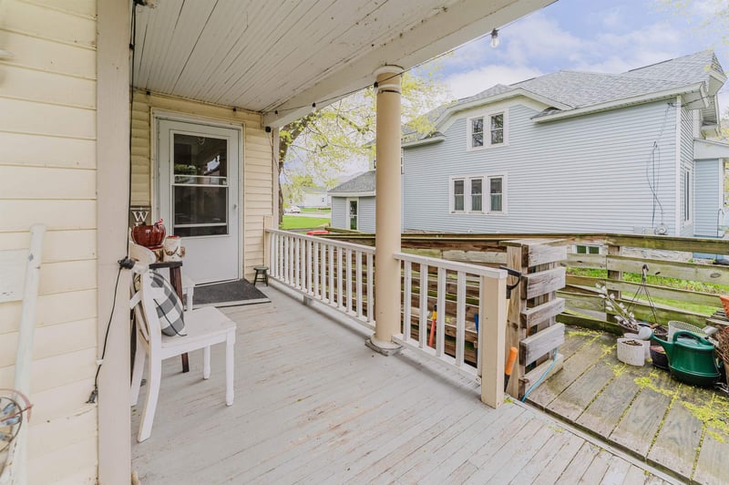 332 Rosalia St, Oshkosh, WI 54901