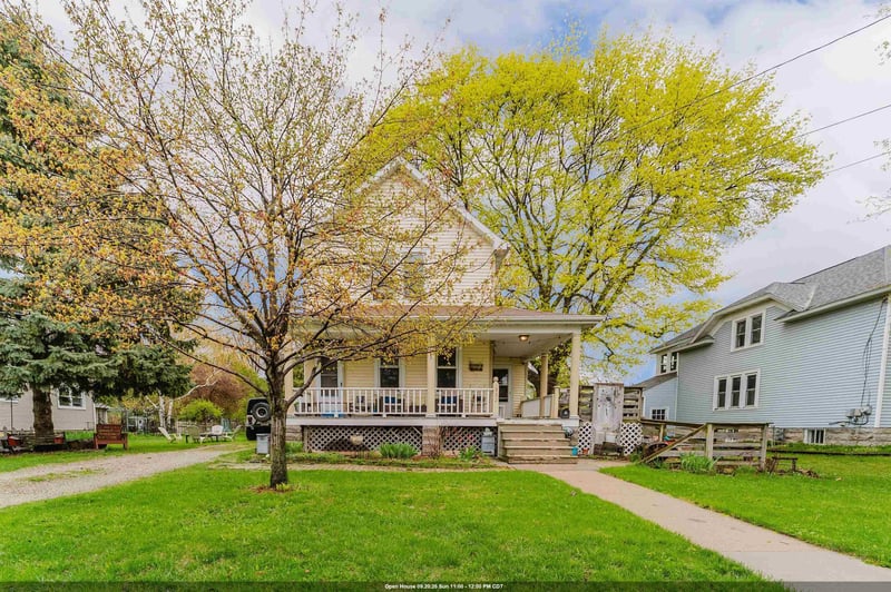 332 Rosalia St, Oshkosh, WI 54901