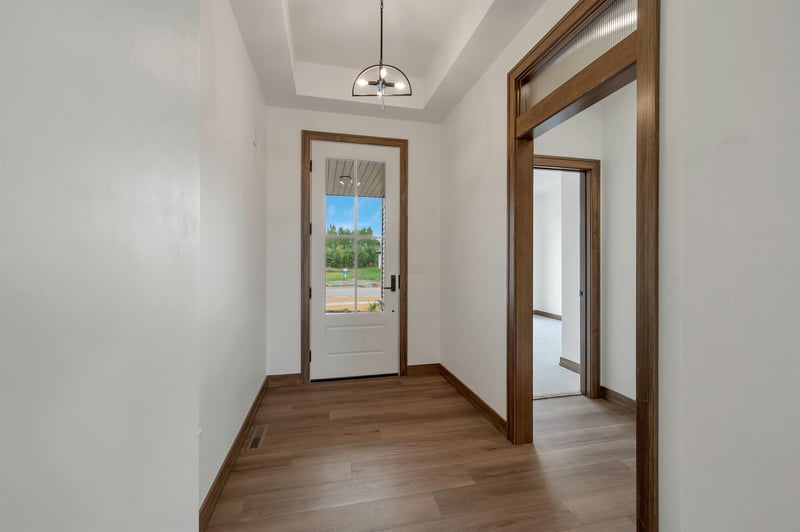 1624 N Honeysuckle Cir, De Pere, WI 54115