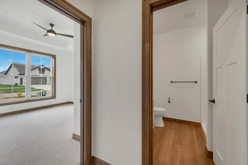 1624 N Honeysuckle Cir, De Pere, WI 54115