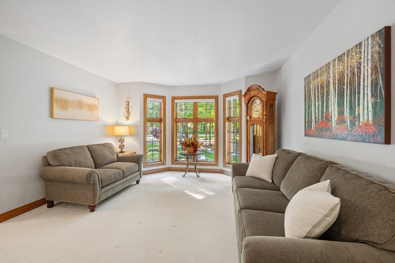 4146 Don Cir, New Franken, WI 54229-9473