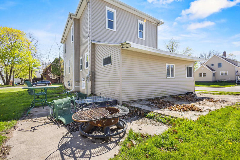 303 Congress St, Oconto, WI 54153