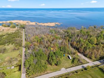 5386 County Road N, Oconto, WI 54153