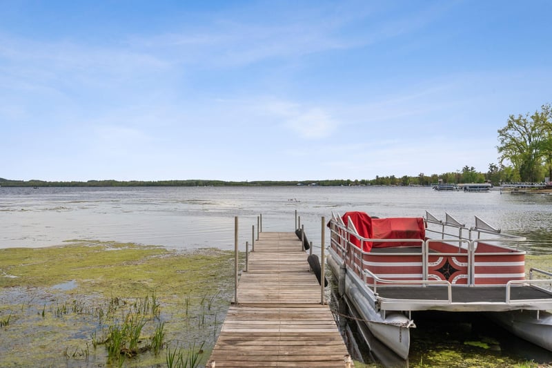W6405 Webers Point Rd, Shawano, WI 54166