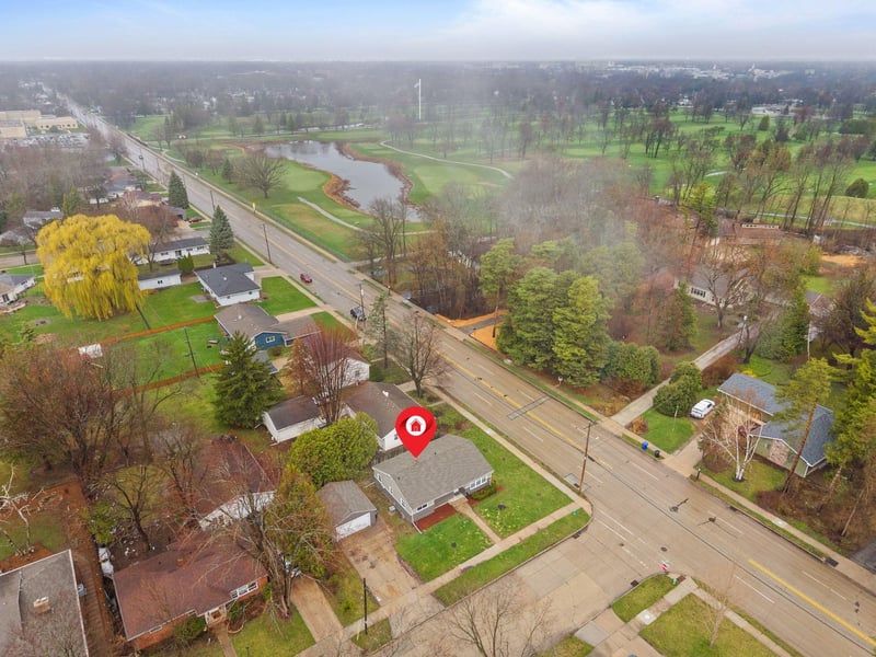 2007 S Gladys Ave, Appleton, WI 54915