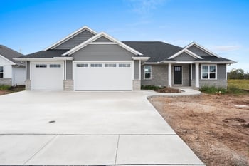 3236 Willow Rd, Green Bay, WI 54311-0000