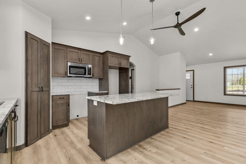 N9226 Homestead Ln, Appleton, WI 54915