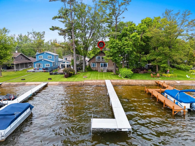 N5894 Lake Dr, Shawano, WI 54166