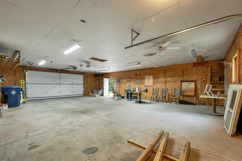 3125 Breezewood Ln, Neenah, WI 54956
