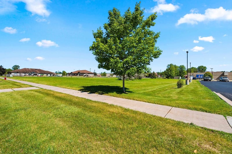 Golden Eagle Dr, Howard, WI 54313