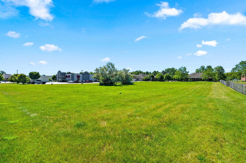 Golden Eagle Dr, Howard, WI 54313