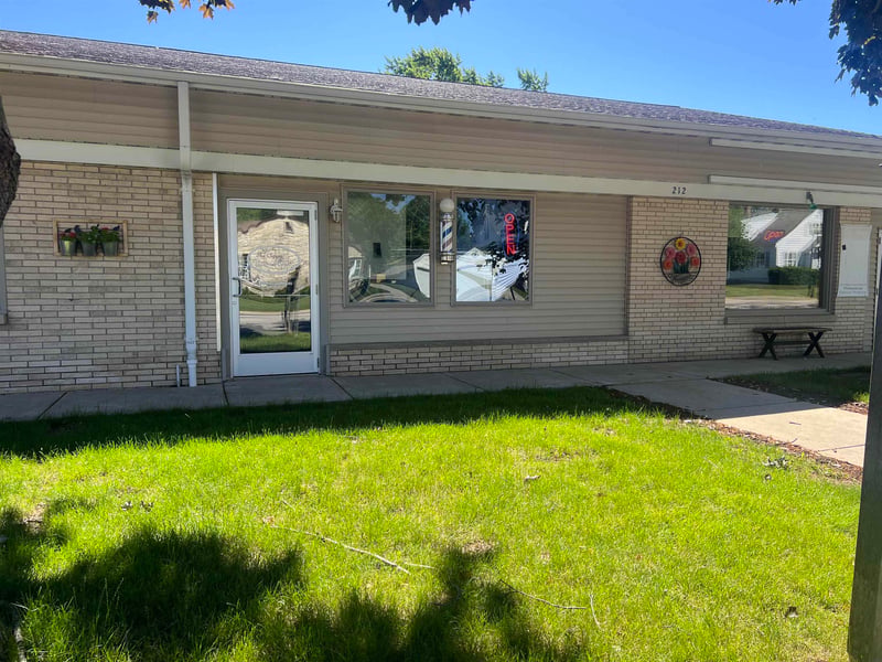 210 Main St, Luxemburg, WI 54217