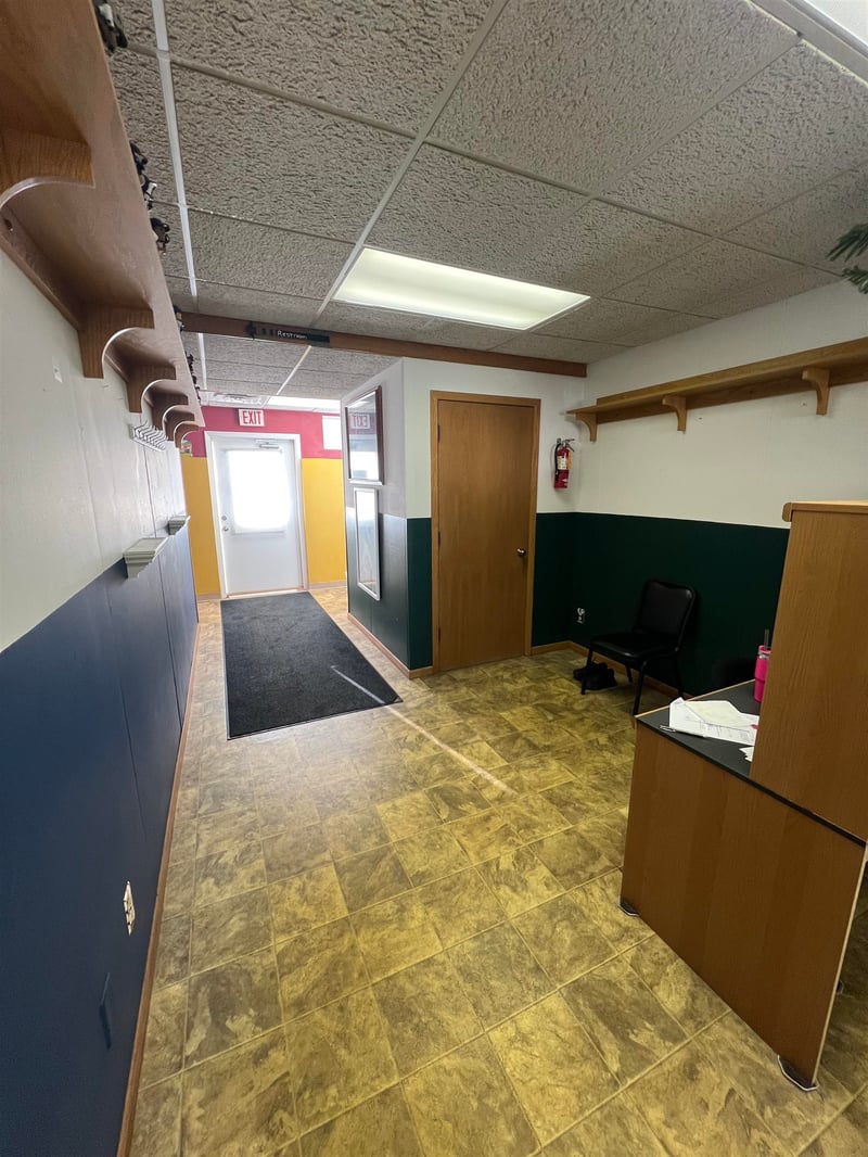 210 Main St, Luxemburg, WI 54217