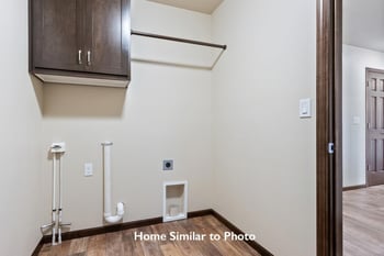 1740 Betty Jean Ln, Green Bay, WI 54313-7505