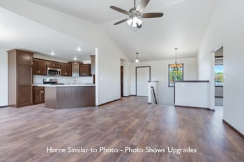 1740 Betty Jean Ln, Green Bay, WI 54313-7505