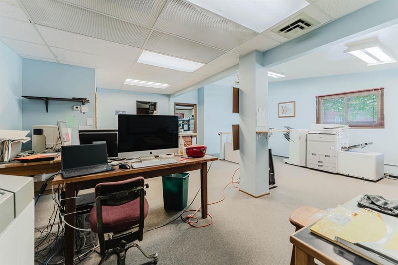526 W 11th Ave, Oshkosh, WI 54902-6416