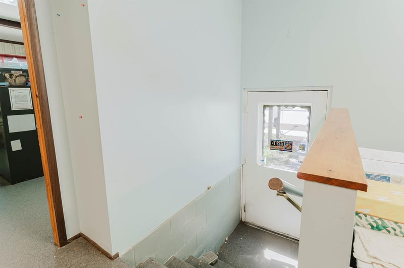 526 W 11th Ave, Oshkosh, WI 54902-6416