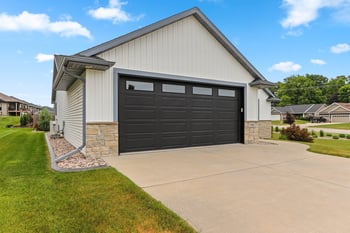 710 Westhill Dr, Green Bay, WI 54313-7386