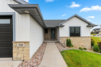 710 Westhill Dr, Green Bay, WI 54313-7386