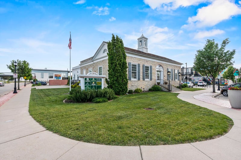 416 George St, De Pere, WI 54115