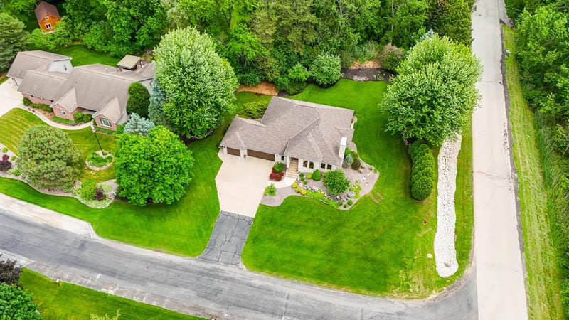 4000 Buckeye Way, Green Bay, WI 54311