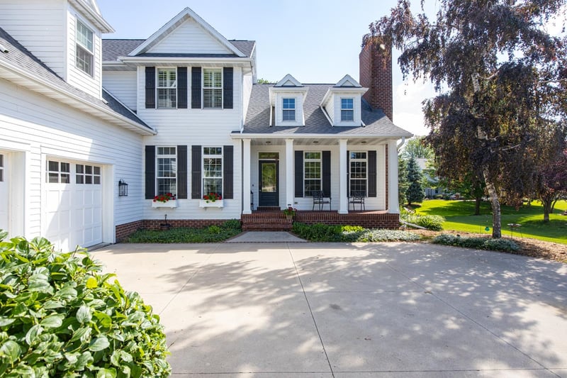 N7864 Edgewater Ct, Sherwood, WI 54169