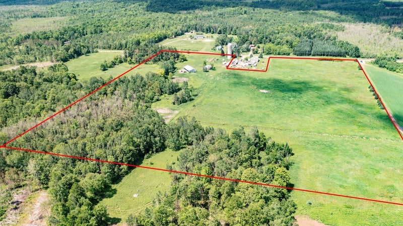 Hillview Rd, Antigo, WI 54409