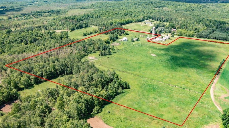 Hillview Rd, Antigo, WI 54409