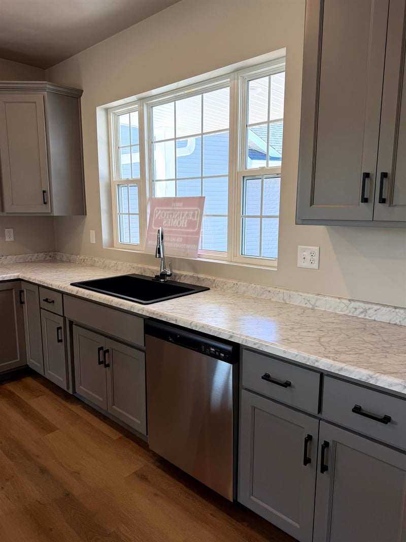 969 Enclave Ct, De Pere, WI 54115