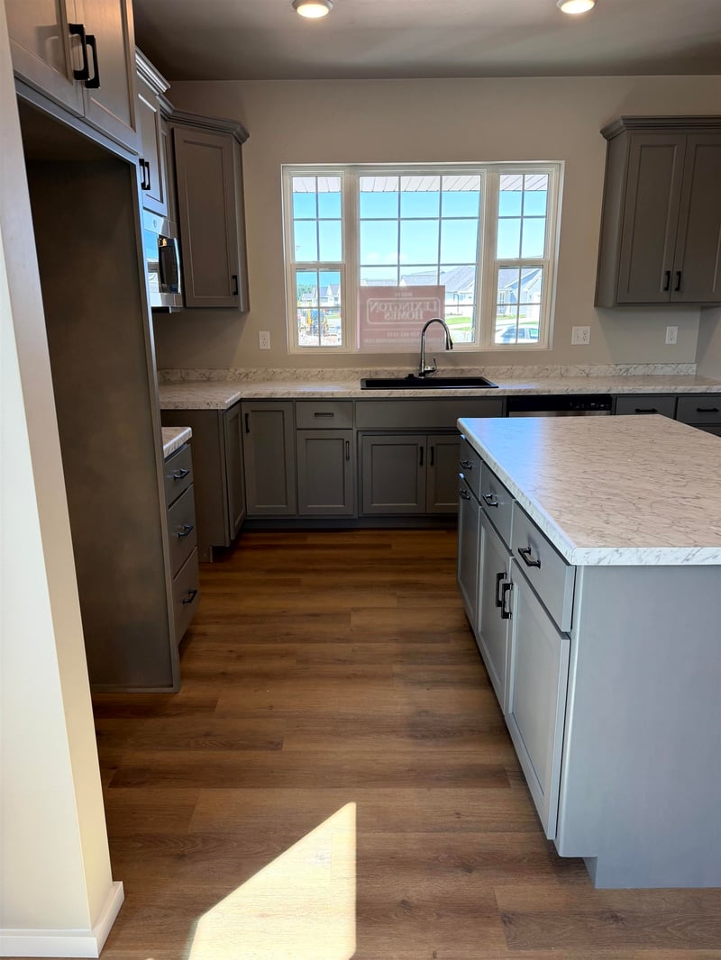 969 Enclave Ct, De Pere, WI 54115