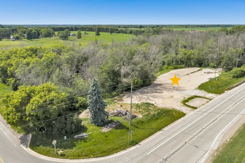 4864 State Highway 57, De Pere, WI 54115
