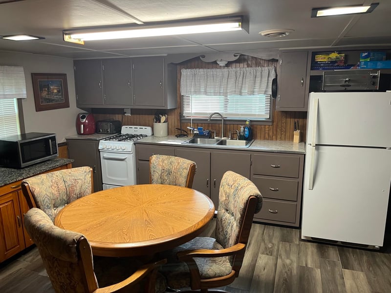 13367 Mccomb Lake Rd, Mountain, WI 54149