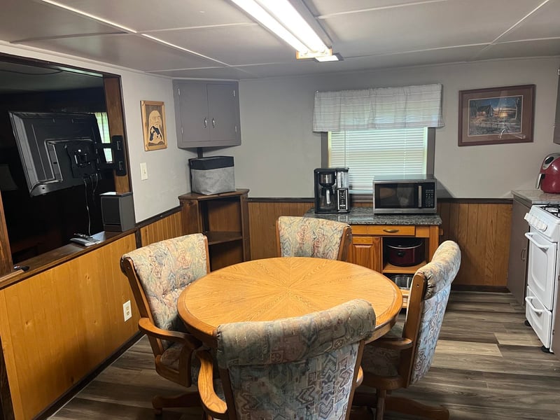 13367 Mccomb Lake Rd, Mountain, WI 54149