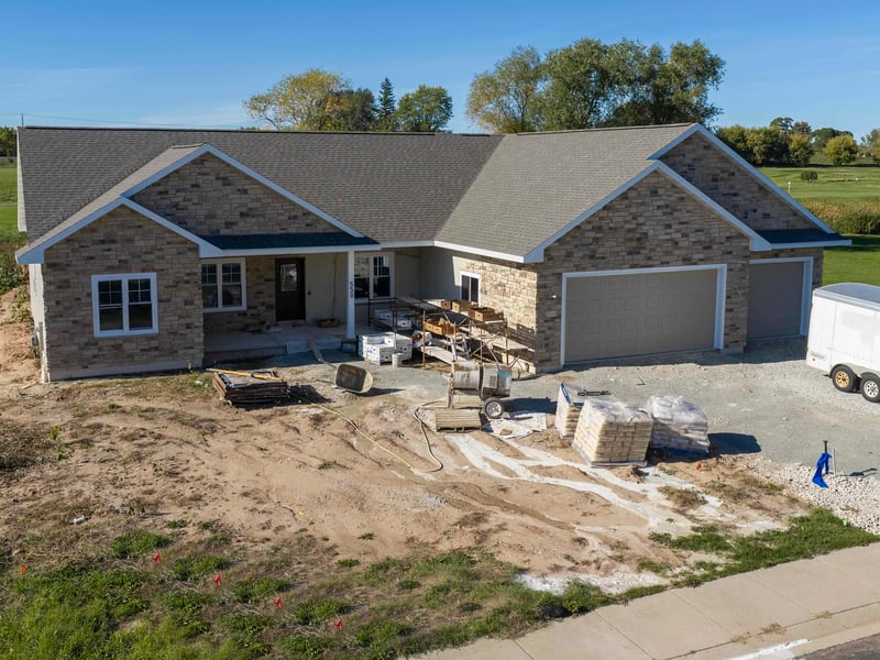 550 Royal St Pats Dr, Wrightstown, WI 54180