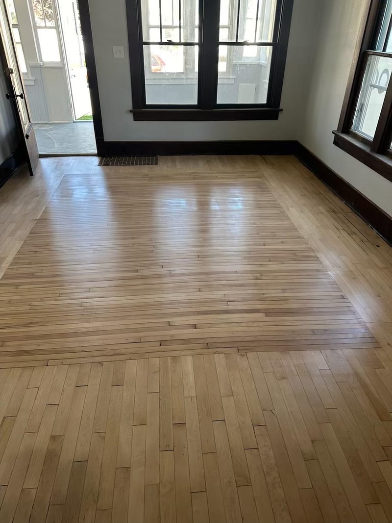 631 W 11th Ave, Oshkosh, WI 54902-6309