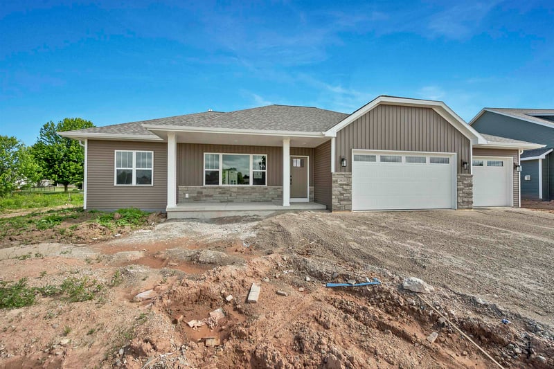 2859 Stelor Dr, Green Bay, WI 54311