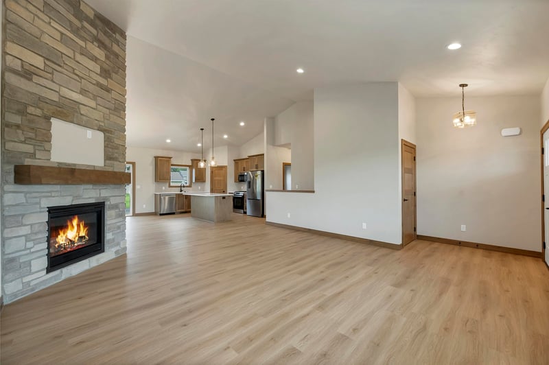 2859 Stelor Dr, Green Bay, WI 54311
