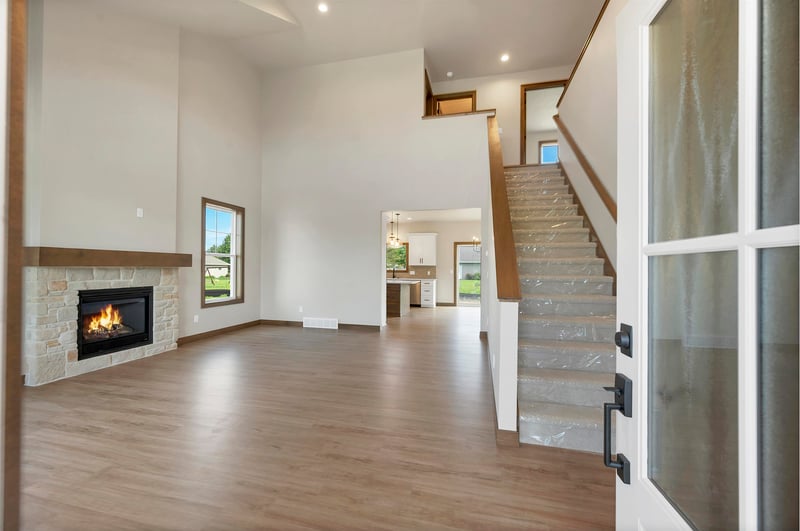 2865 Stelor Dr, Green Bay, WI 54311