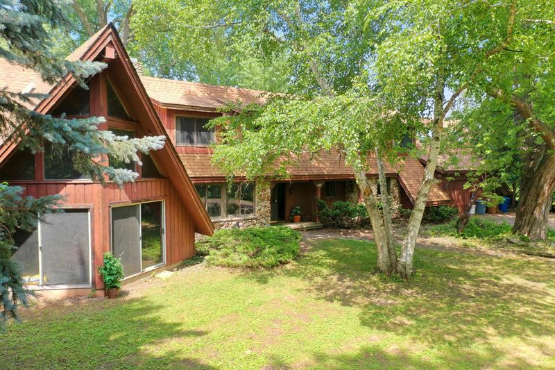200 Lake Rd, Menasha, WI 54952-3419