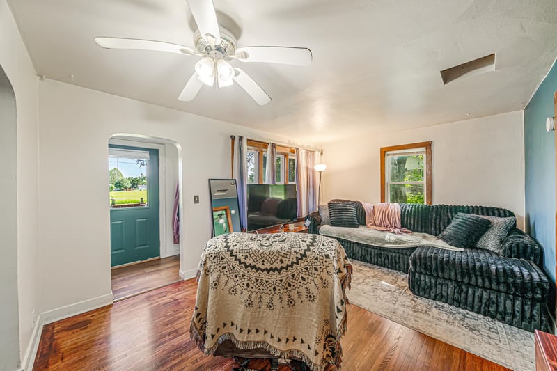 111 W Railroad St, Bowler, WI 54416