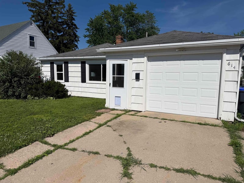 614 Reed St, Neenah, WI 54956